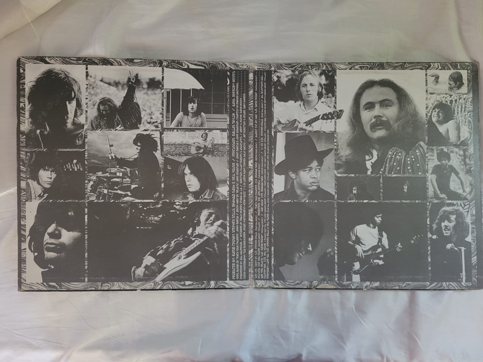 Crosby, Stills, Nash & Young - Déjà Vu (Importado Canadá) - Thumbnail 4